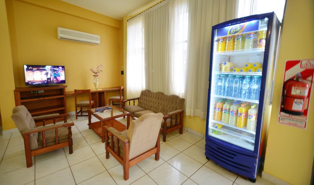 Hotel Lilian Puerto Iguazú Exteriör bild