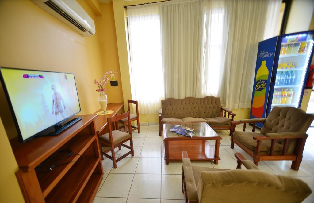 Hotel Lilian Puerto Iguazú Exteriör bild