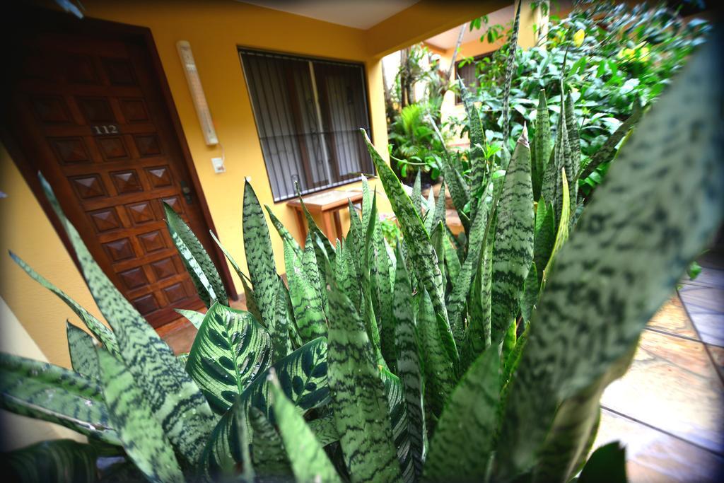 Hotel Lilian Puerto Iguazú Exteriör bild
