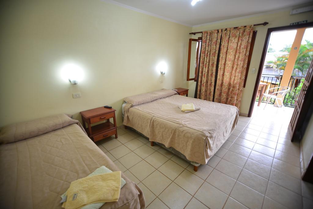 Hotel Lilian Puerto Iguazú Exteriör bild